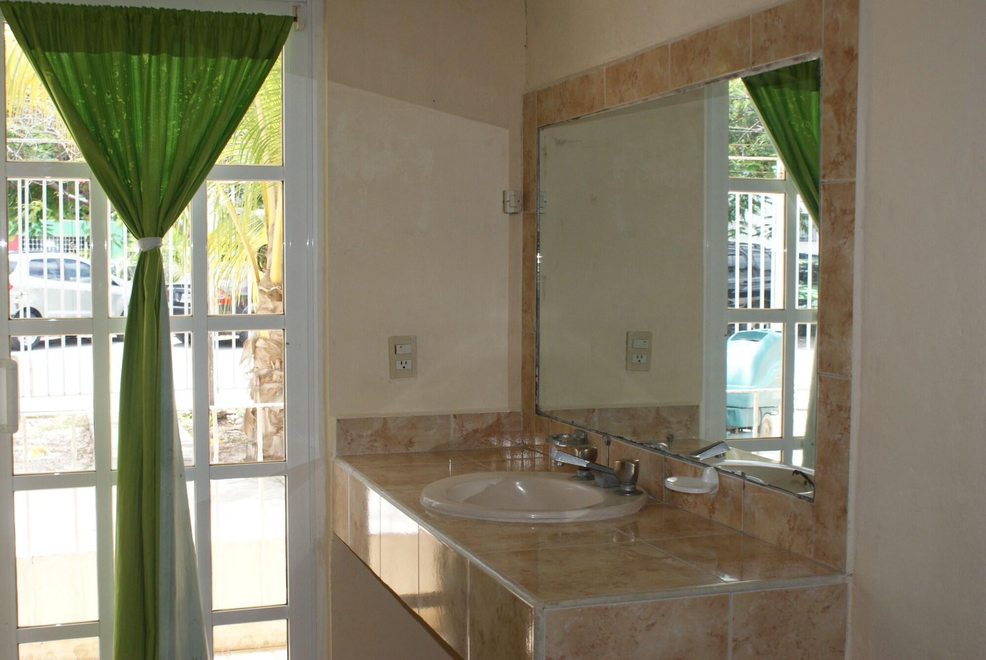 Hotel Hc Internacional Cancún Eksteriør billede